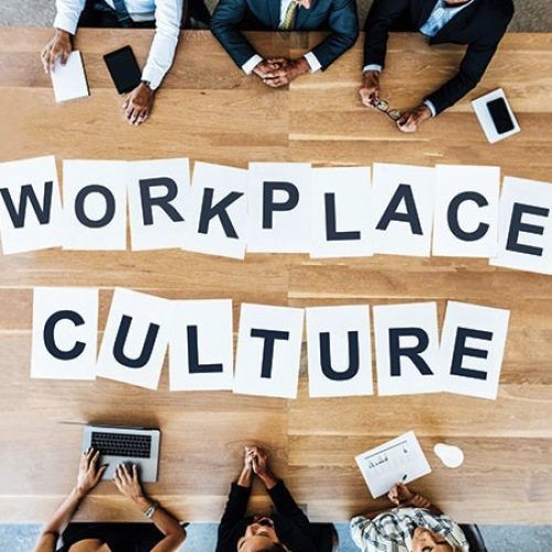 Understanding Workplace Culture: The Dynamics of Collectivism vs Individualism